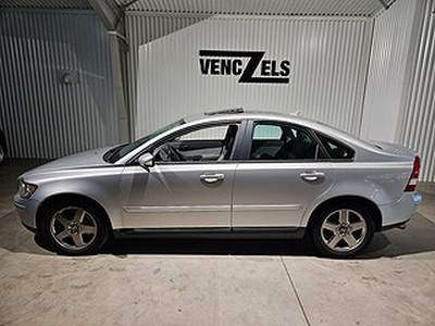 Volvo S40 T5 Summum Automat Taklucka GPS Värmare Fin