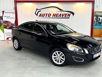 Volvo S60 D3/Auto/Summum /City Safety/Drag/P-Värmare/NyServ/