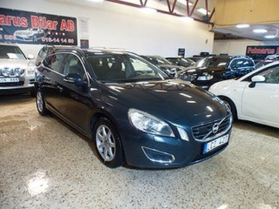 Volvo V60 D3 Momentum Ny Servad & Besiktigad 163hk