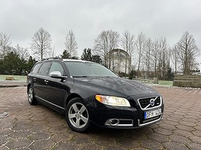 Volvo V70 T4F Powershift Momentum, R-Design Euro 5