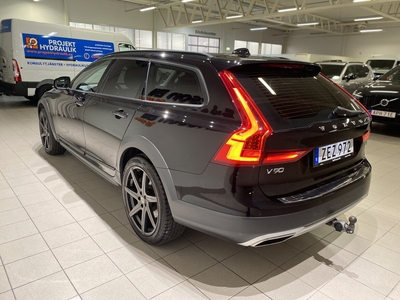 Volvo V90 Cross Country