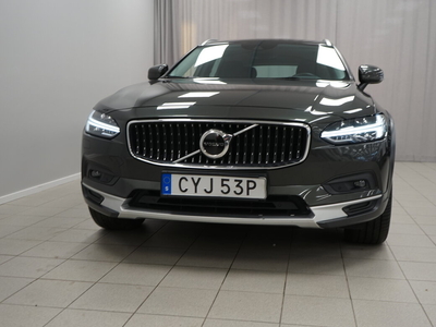 Volvo V90 Cross Country