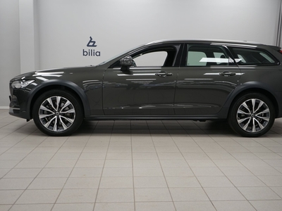 Volvo V90 Cross Country B5 AWD