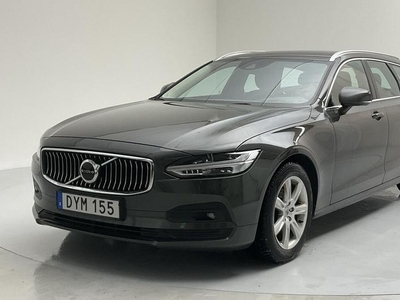 Volvo V90D4 AWD 2021, Kombi