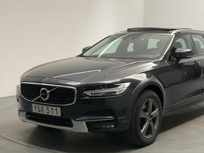 Volvo V90T5 Cross Country AWD 2018, Kombi