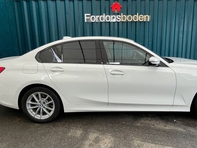 BMW 330e Sedan Steptronic Sport line | Navi 2020, Sedan