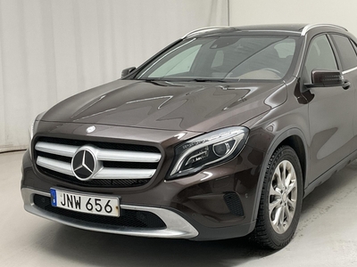 Mercedes GLA 250 4MATIC X156 (211hk)