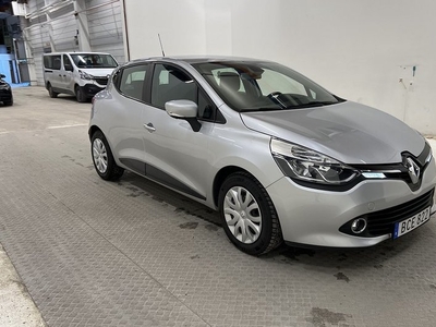 Renault Clio0.9 TCe Exception Keyless Navi Lågmilad 2015, Halvkombi