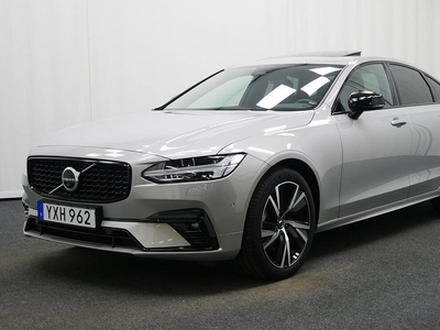 Volvo S90B5 Bensin Plus Dark 2023, Sedan