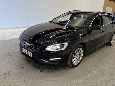 Volvo V60D2 Momentum VOC Värm Navi Sensorer BLIS Drag 2016, Kombi