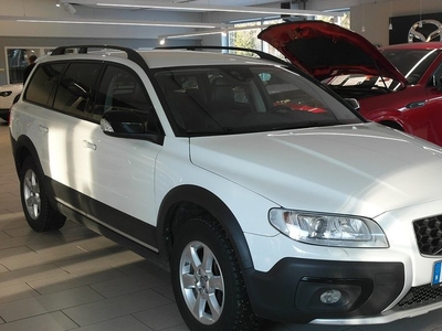 Volvo XC70D4 AWD Momentum Business Sport Dynamic Edition 2015, Kombi