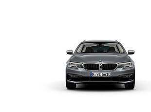 BMW 520 d xDrive Touring Sport Line Kamera Värmare Drag