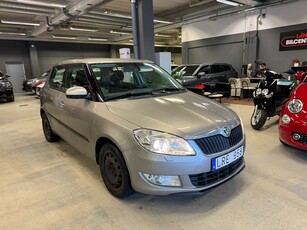 Skoda Fabia 1.2 TSI Elegance 2 ägare PDC Motorvärmare SoV