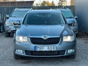 Skoda Superb Kombi 2.0 TDI 4x4 Elegance Nybes NyServ Drag