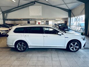 Volkswagen Passat SC GTE Executive 1 ägare Navi Värmare Moms