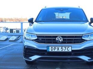 Volkswagen Tiguan Allspace 2.0 TDI 4M, R-Line, S/V-hjul Moms 7-sits