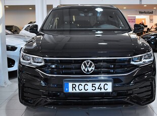 Volkswagen Tiguan eHybrid R-Line Black ed Läder Cockpit Moms