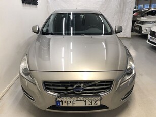 Volvo S60 T3 Momentum Bensin Manuell, 150hk