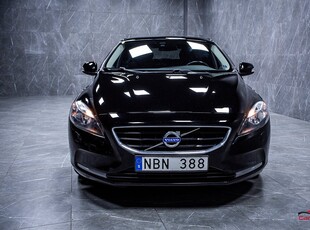 Volvo V40 D2 Kinetic Dieselvärmare Backkamera Tonade rutor