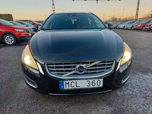 Volvo V60 T4F Momentum Euro 5