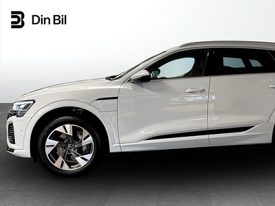 Audi Q8 Quattro 55 e-tron S LINE 300,00 KW