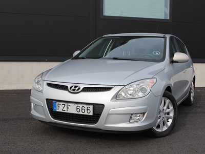 Hyundai i30 1.6 Euro 4 * 11.600 Mil * Nybesiktad / nyservad