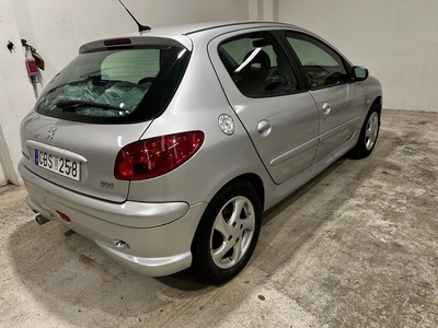 Peugeot 206 5-dörrar 1.6 XS Euro 4, Nybesiktigad,9900mil