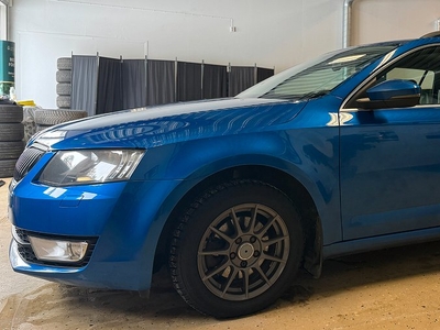 Skoda Octavia Kombi 1.6 TDI 4x4 Drivers Edition Euro 5