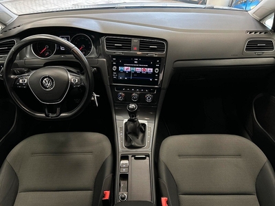 Volkswagen Golf 5-dörrar 1.6 TDI D-Värm CarPlay Fart-Adaptiv