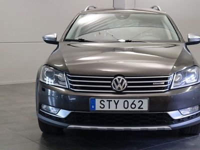 Volkswagen Passat Alltrack 2.0 TDI 4M (177hk) Premium / 2-äg