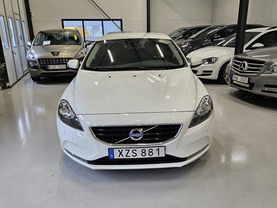 Volvo V40 D2 115hk Kinetic Ny Kamrem