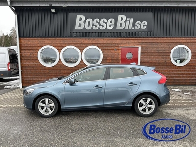 Volvo V40 D3 Automat 150hk Momentum 1796 kr/mån