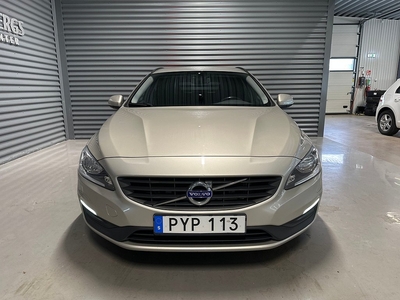 Volvo V60 D3 150hk Kinetic Värmare BT PDC Euro 6