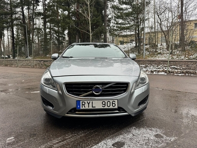 Volvo V60 D6 Plug-in Hybrid AWD Geartronic Summum Euro 5