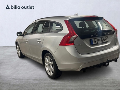 Volvo V60 T3 Powershift Kinetic Ny kamrem