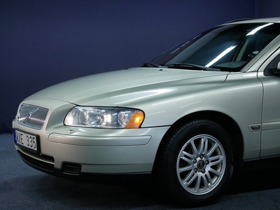 Volvo V70 2.4 140hk Business Dragkrok Få Ägare