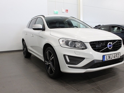 Volvo XC60 D4 AWD Automat R-Design *Panorama *Volvo On Call