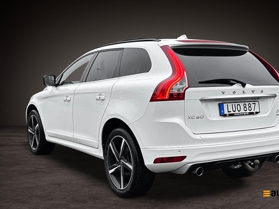 Volvo XC60 D4 AWD R-DESIGN PANO VÄRMARE H/K 190HK EU6 SE UTR