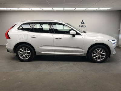 Volvo XC60 T8 TE Momentum Edition