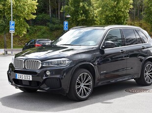 BMW X5 xDrive40d M-Sport Innovation Pano 7-Sits H&K Drag