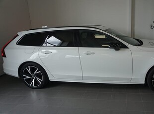 Volvo V90 B4 Diesel R-Design Drag, Backkamera, Navigation