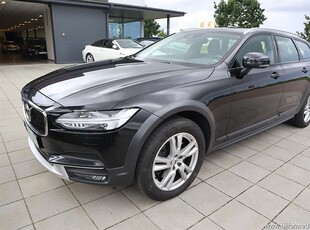 Volvo V90 Cross Country AWD 190hk Inscription Drag Svensksåld Skinn