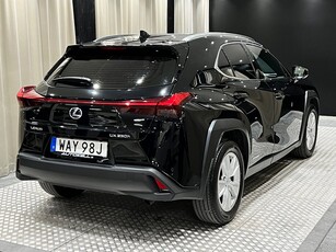 Lexus UX 250h CVT 184hk Premium Kamera SoV Assistans-System