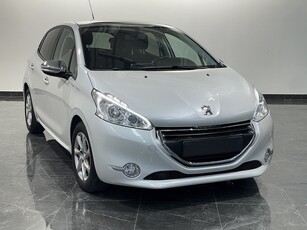 Peugeot 208 1.2 PANORAMA SVENSK 82HK BLUETOOTH DRAG