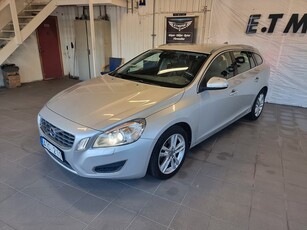 Volvo V60 D5 Aut Summum Nybes HANDIKAPP UTR