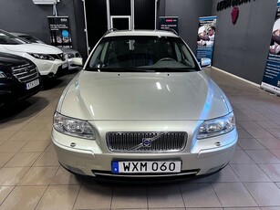 Volvo V70 2.4 Business 140hk Dragkrok / 1-Ägare