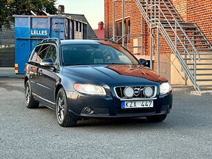 Volvo V70 D3 Geartronic Momentum, D-krok, Navi, Elbaklucka