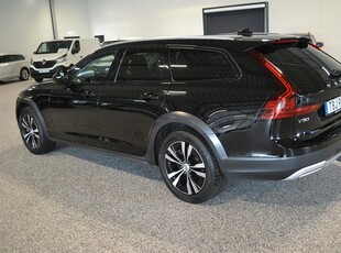 Volvo V90 Cross Country B4 AWD 197hk Momentum