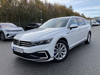 Volkswagen Passat Sportscombi GTE (218hk) Laddhybrid Bensin/El Autom