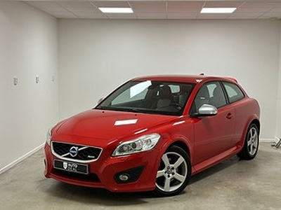 Volvo C30 D3 Momentum / R-Design Euro 5 / NY SERVAD